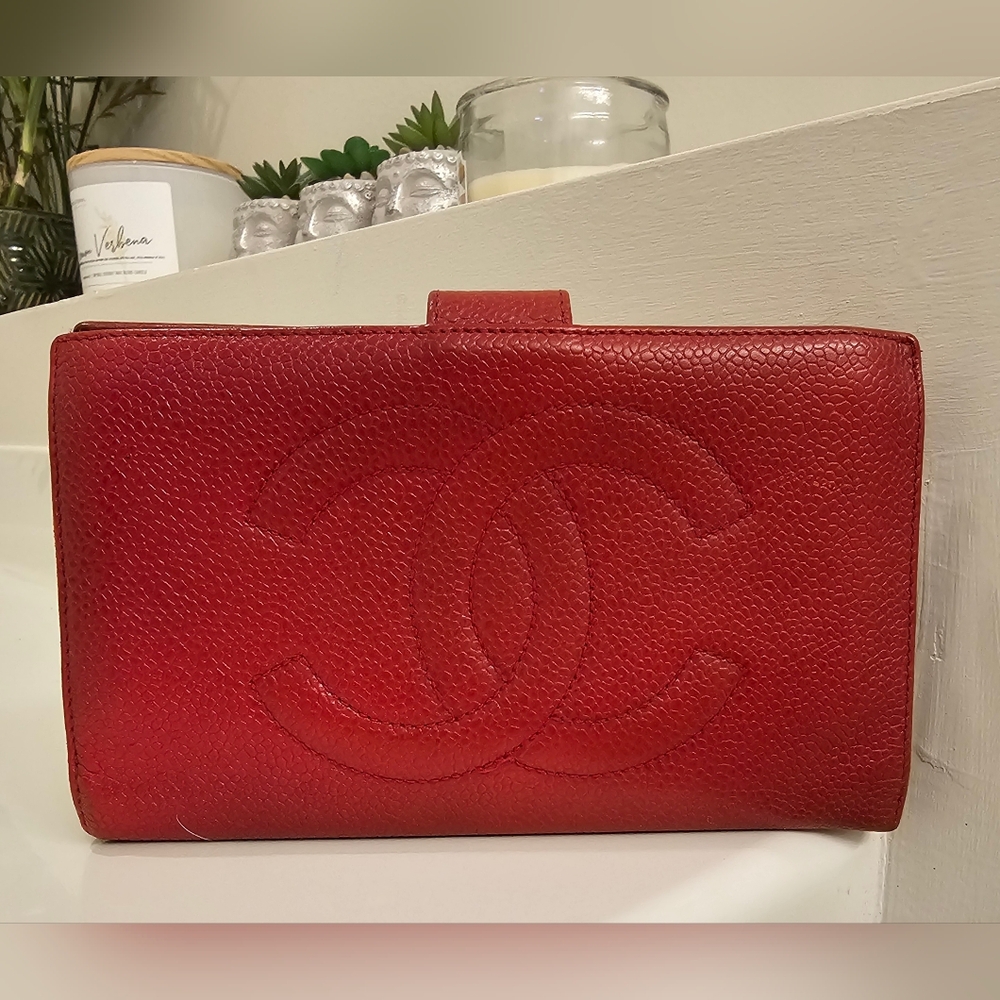 CHANELl Caviar Red Leather Wallet - Picture 1 of 10